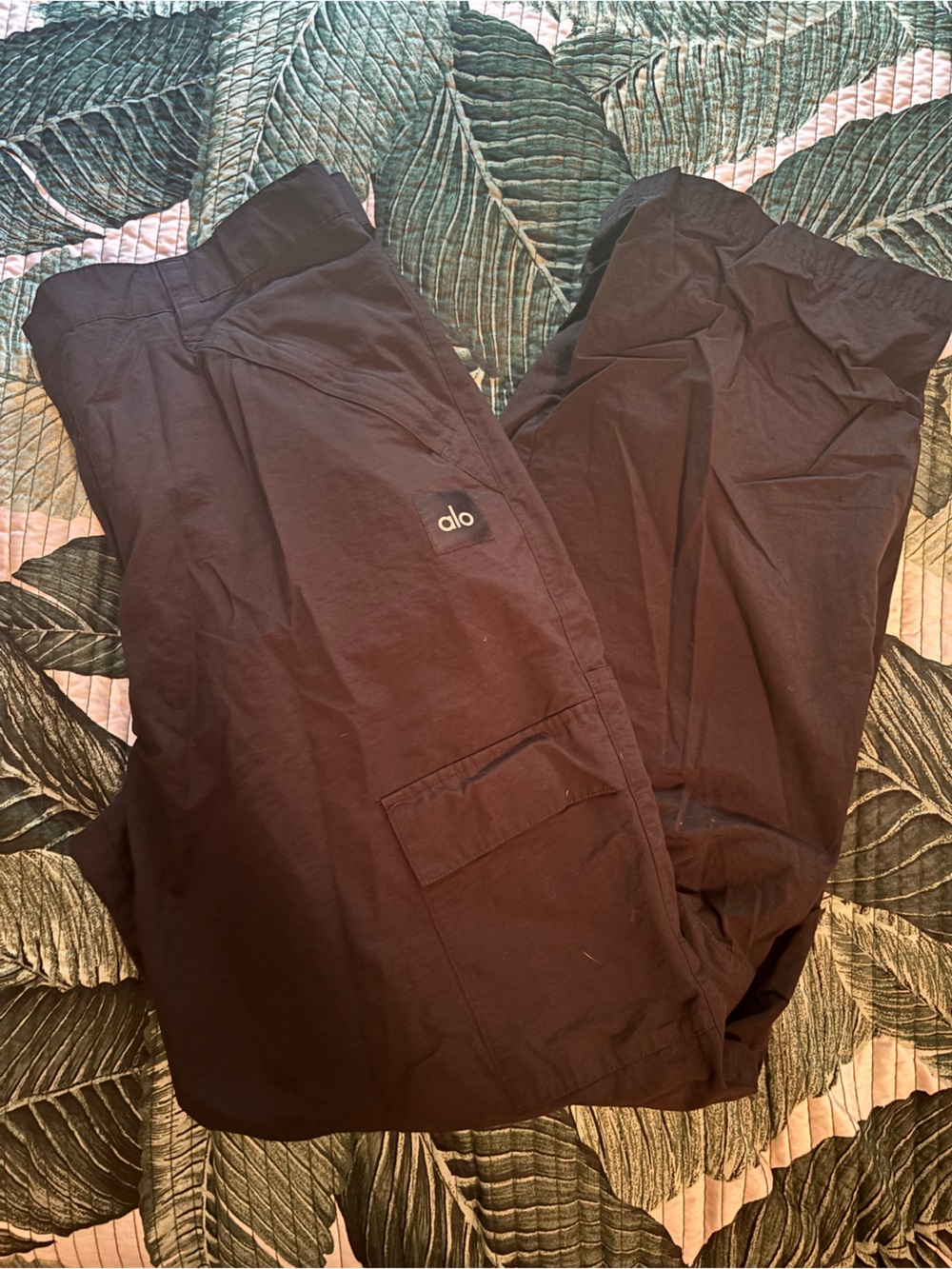 ALO Yoga Black  cargo- pants